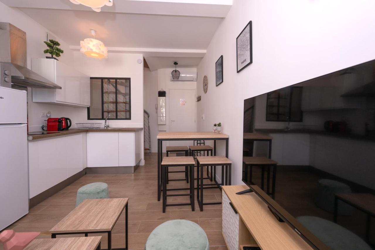 Le Nostradamus - Magnifique Appartement Cours Principal Plein Centre Avec Parking سالو دو بروفونْسْ المظهر الخارجي الصورة
