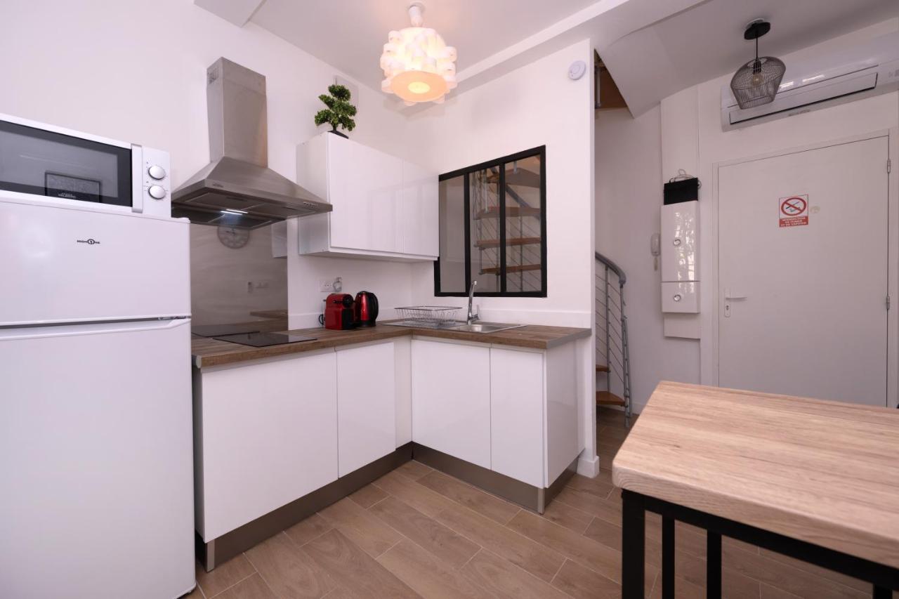 Le Nostradamus - Magnifique Appartement Cours Principal Plein Centre Avec Parking سالو دو بروفونْسْ المظهر الخارجي الصورة