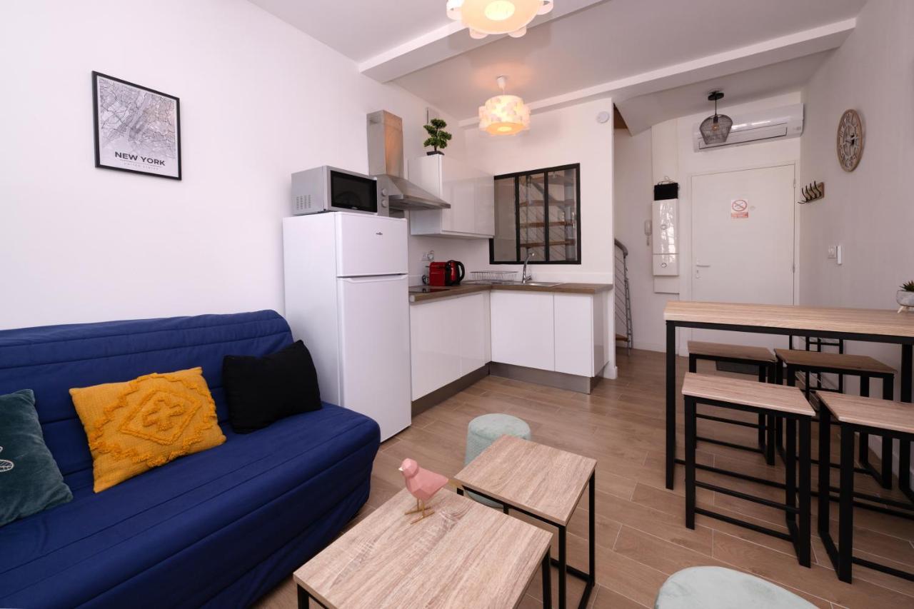 Le Nostradamus - Magnifique Appartement Cours Principal Plein Centre Avec Parking سالو دو بروفونْسْ المظهر الخارجي الصورة